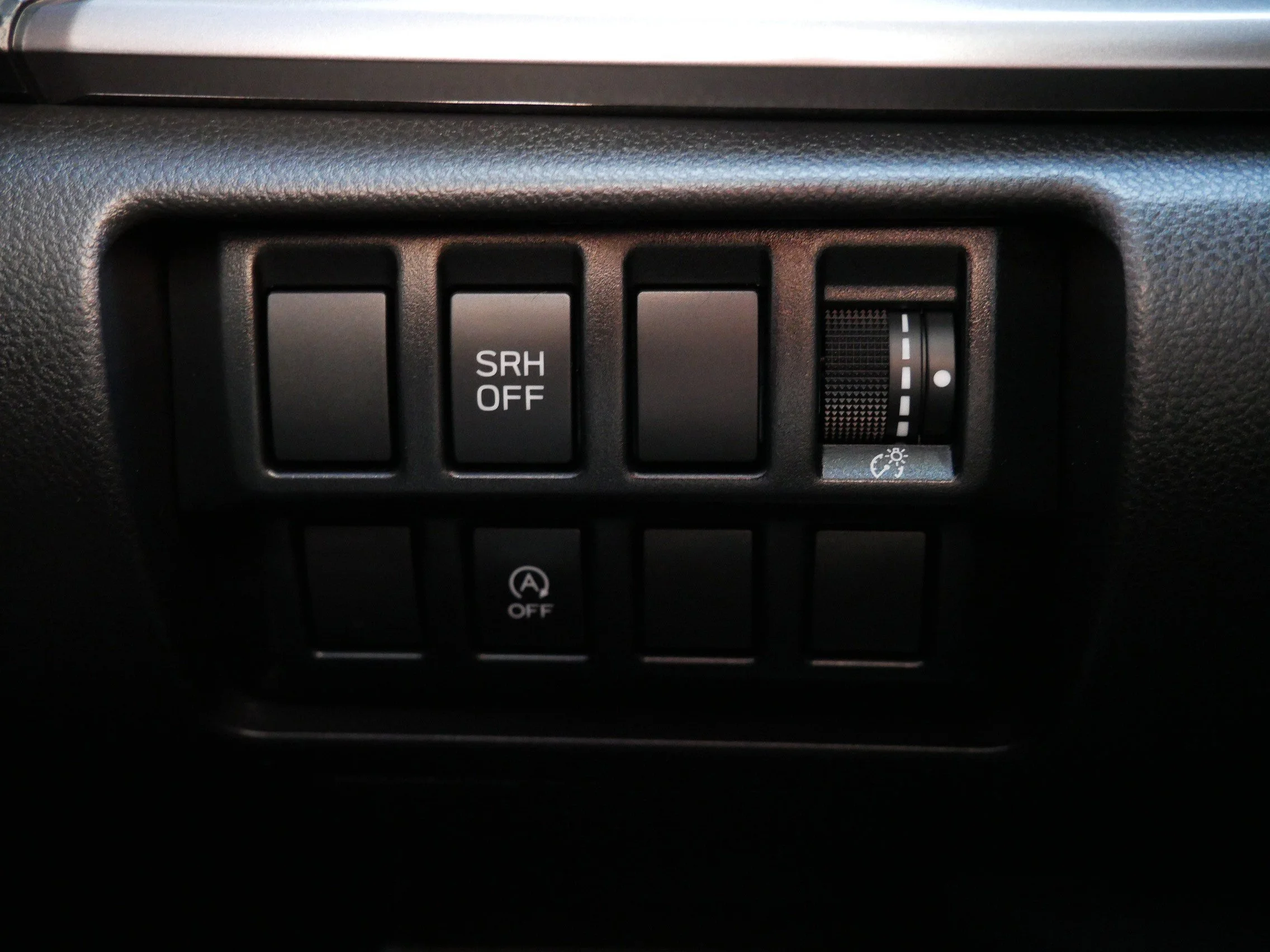 Used 2024 Ice Silver Metallic Subaru Premium image 26
