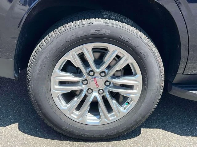 Used 2021 Blue GMC SLT image 12