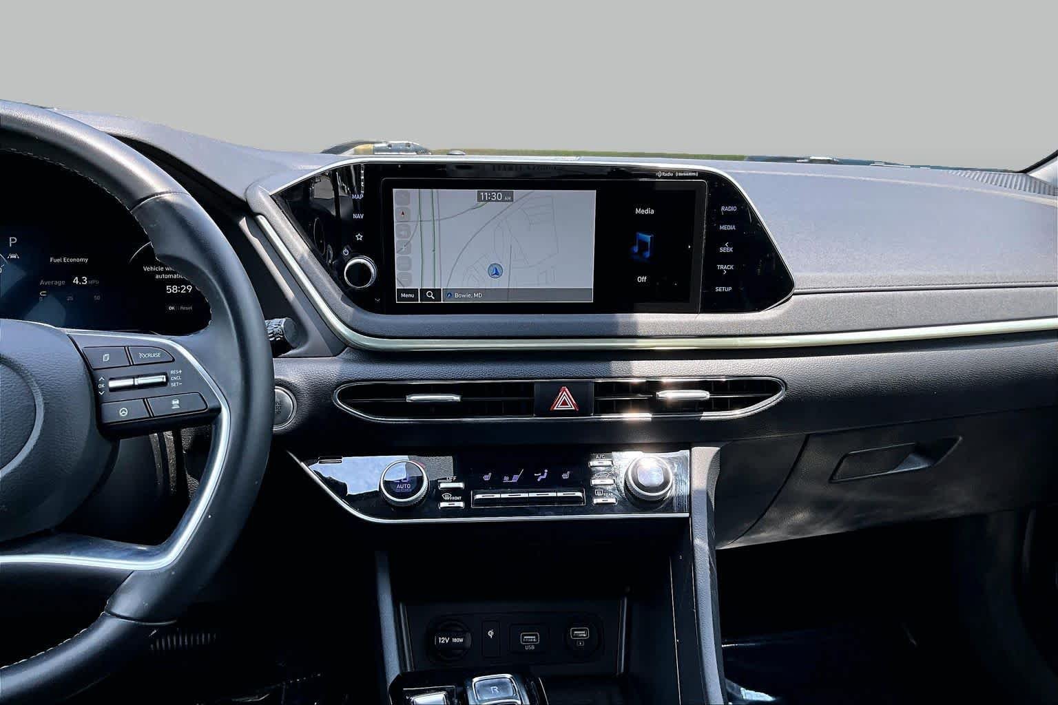 Used 2023 Onyx Black Hyundai SEL image 7