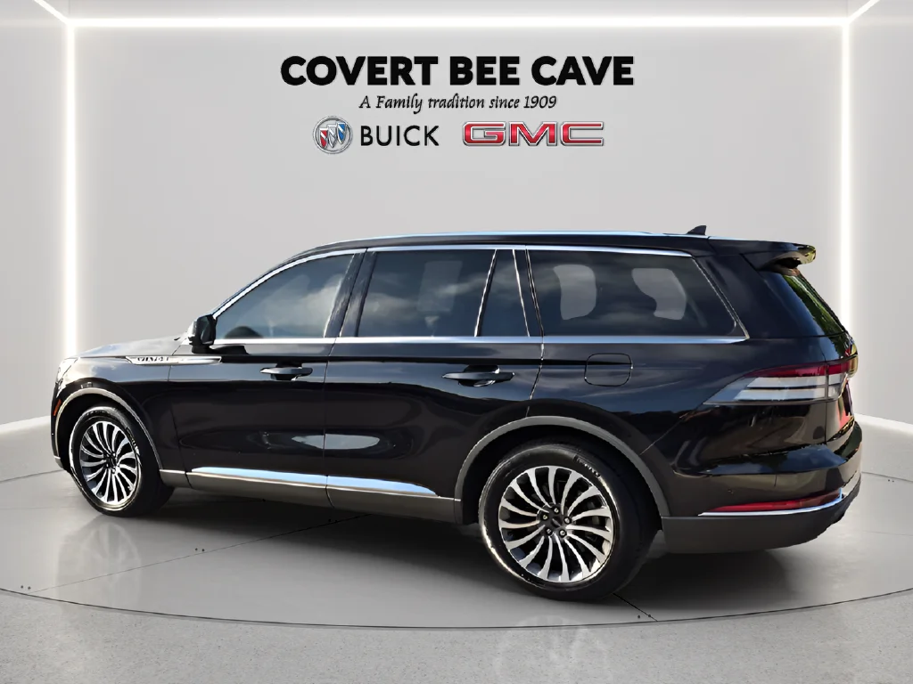Used 2020 Black Lincoln Reserve image 12