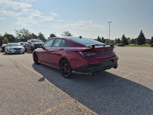 Used 2025 Red Hyundai Base image 7