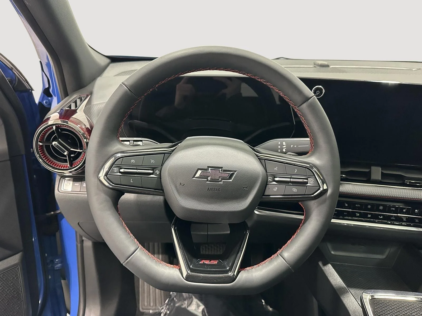 Used 2025 Reef Blue Metallic Chevrolet RS image 8