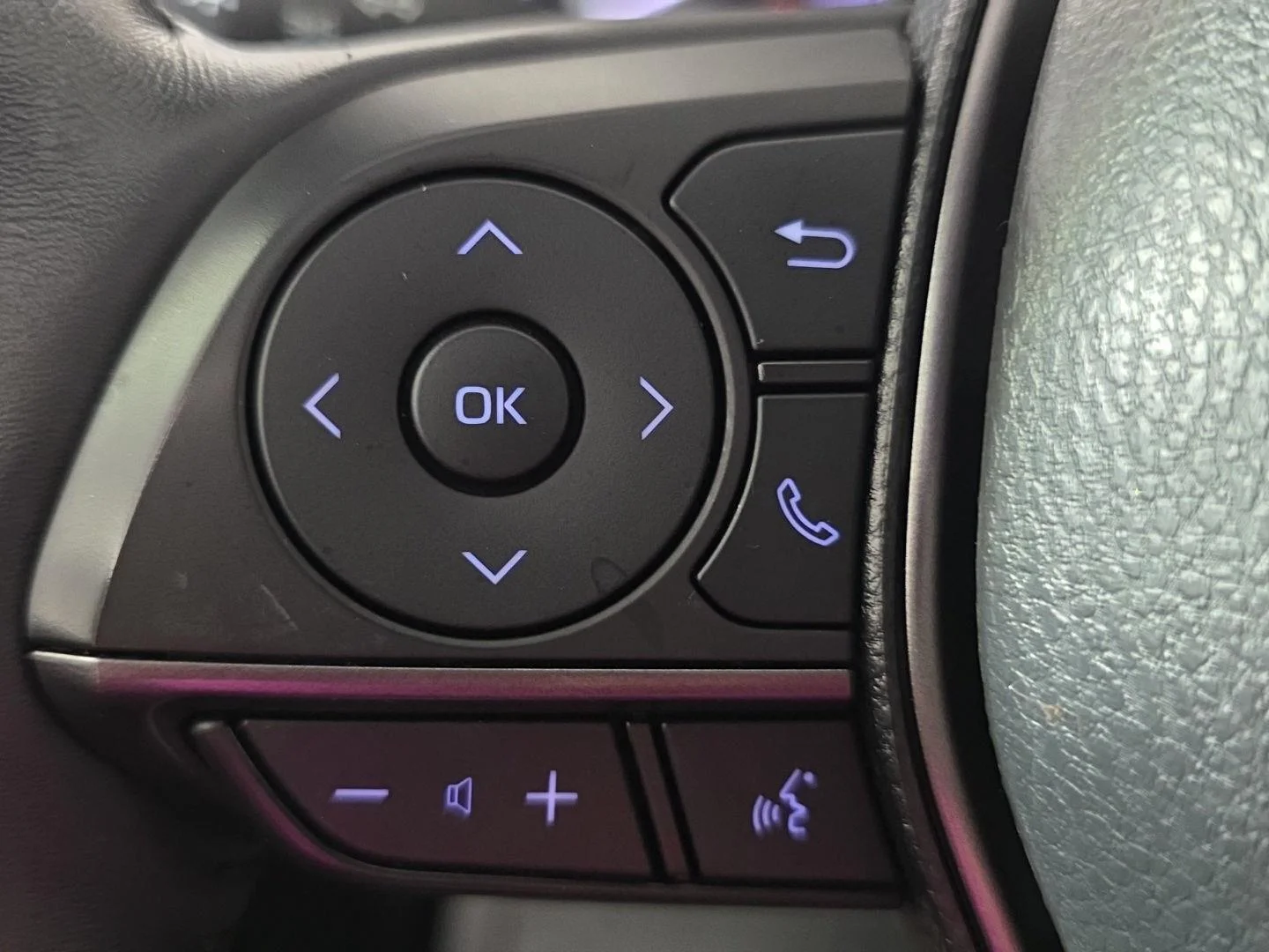 Used 2024 Midnight Black Metallic Toyota SE image 20