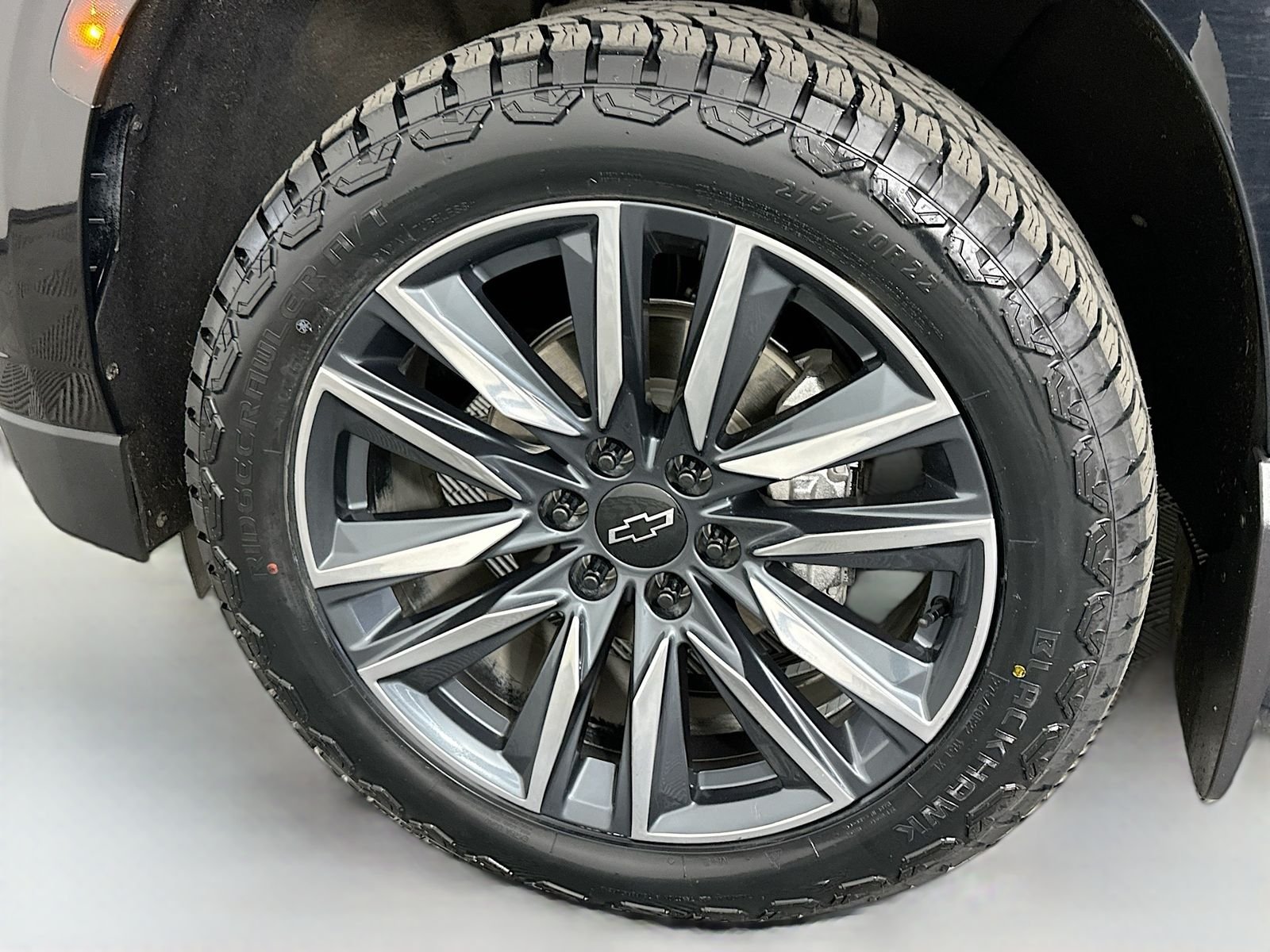 Used 2021 Black Chevrolet High Country image 35