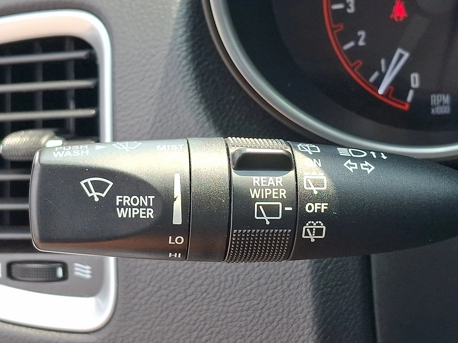 Used 2019 White Knuckle Clearcoat Dodge SXT image 25