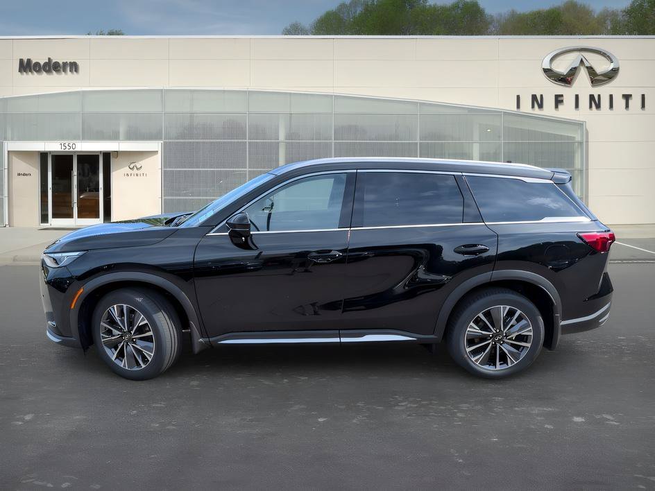 Certified Used 2026 Mineral Black INFINITI LUXE image 7