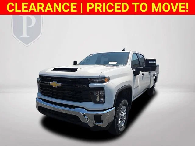 New 2026 Summit White Chevrolet WT image 12