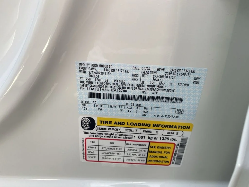 New 2026 Star White Metallic Tri-Coat Ford Active image 45