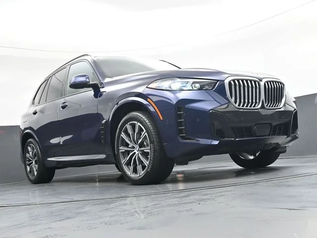 Certified Used 2026 Blue BMW xDrive40i image 33