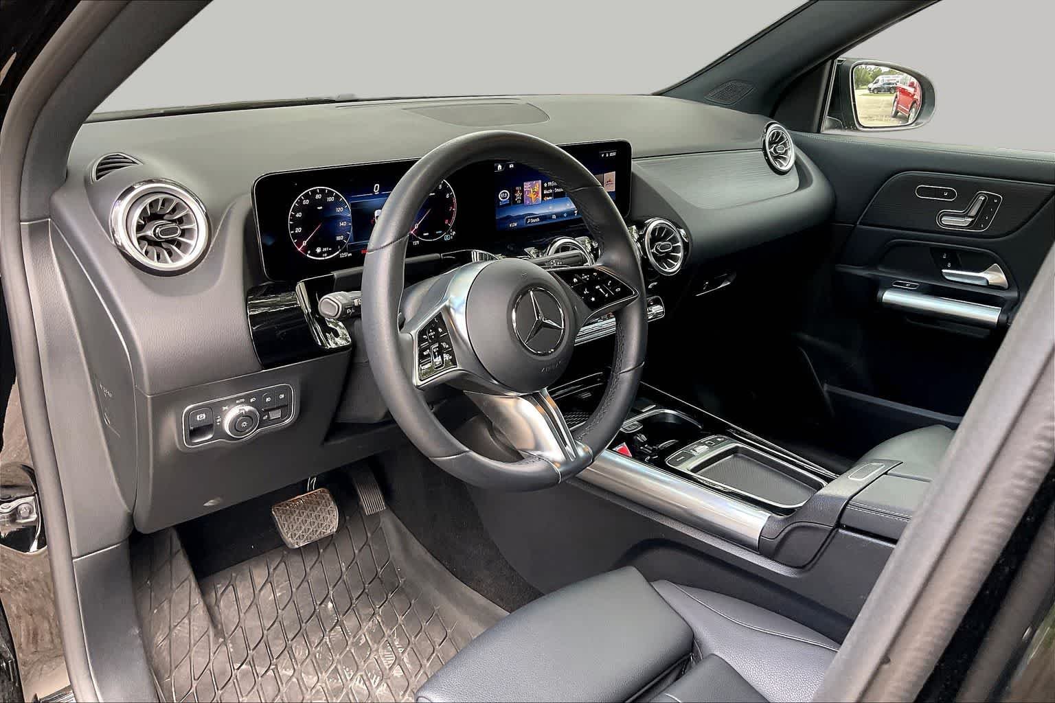 Certified Used 2026 Night Black Mercedes-Benz GLA 250 image 17
