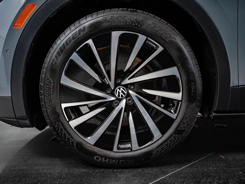Used 2024 Pure Gray Volkswagen Standard image 13