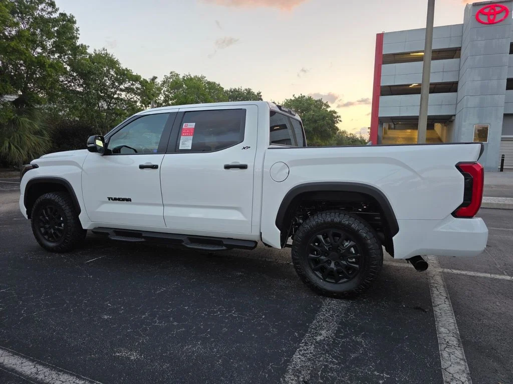 2026 Toyota Tundra SR5 - Photo 9