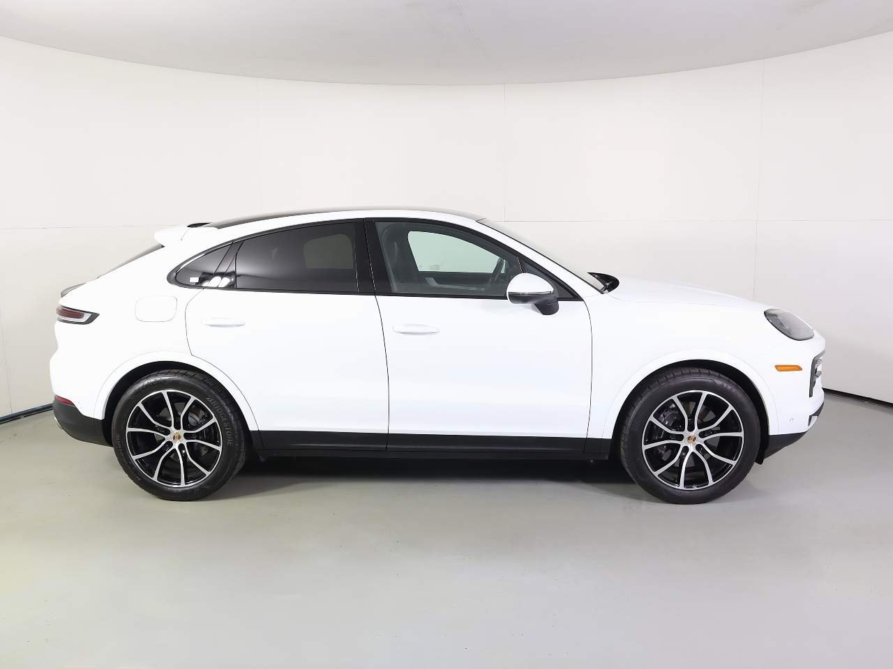2025 Porsche Cayenne Coupe Base - Photo 8