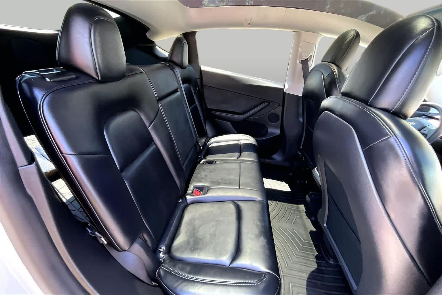 Used 2021 Pearl White Multi-Coat Tesla Long Range image 18