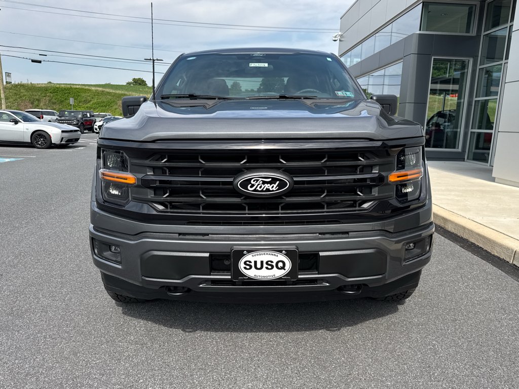 New 2026 Carbonized Gray Metallic Ford XLT image 10