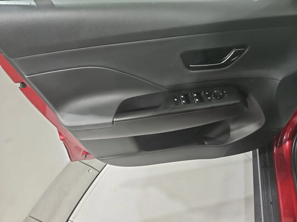 2024 Hyundai Kona N Line - Photo 12