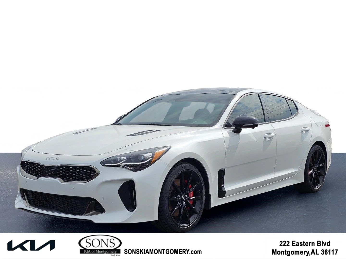 Used 2022 Snow White Pearl Kia GT2 image 1