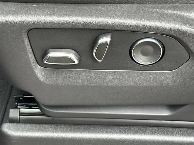 2026 GMC Yukon XL Denali - Photo 29