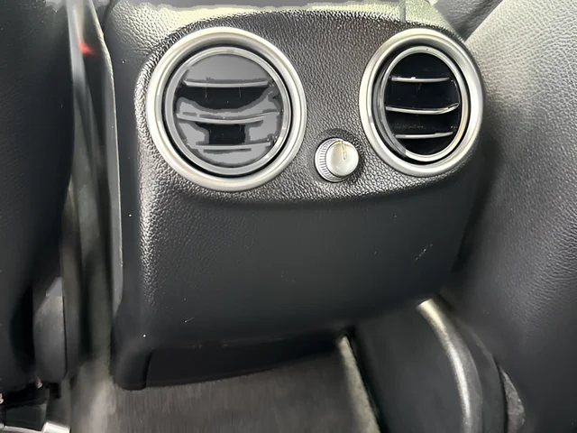 Used 2022 Gray Mercedes-Benz GLC 300 image 22