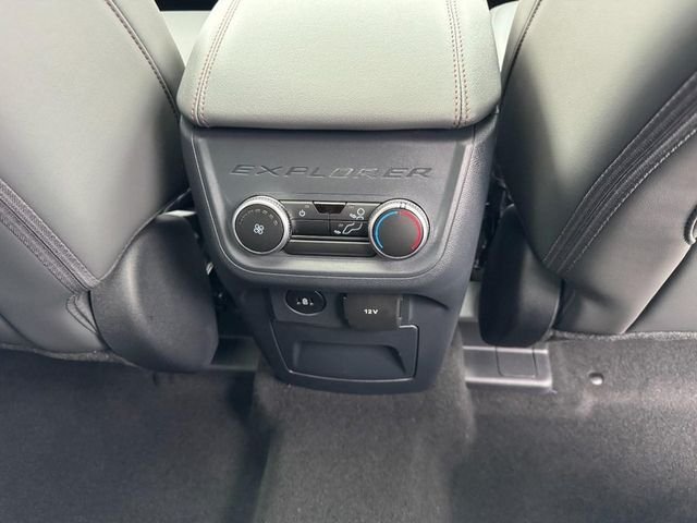New 2026 Agate Black Metallic Ford Active image 11
