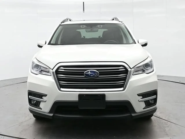 Used 2019 Crystal White Pea Subaru Limited image 2