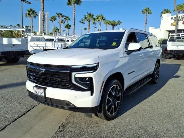 Used 2026 Summit White Chevrolet RST image 10