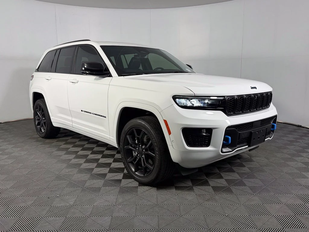 Used 2024 White Jeep 4xe image 4