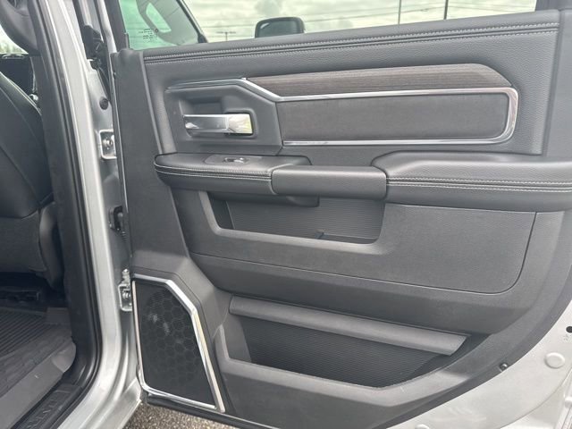 New 2026 Silver-Zynith Exterior Paint RAM Laramie image 12