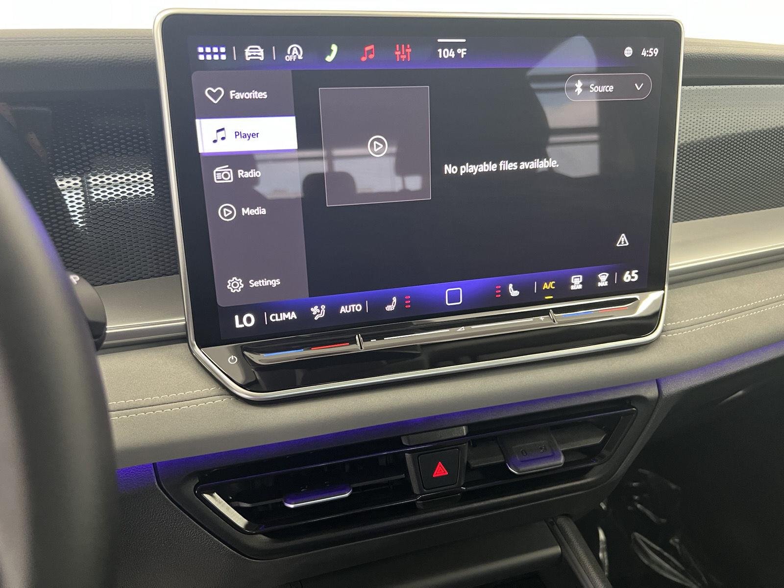 2026 Volkswagen Tiguan SE - Photo 16