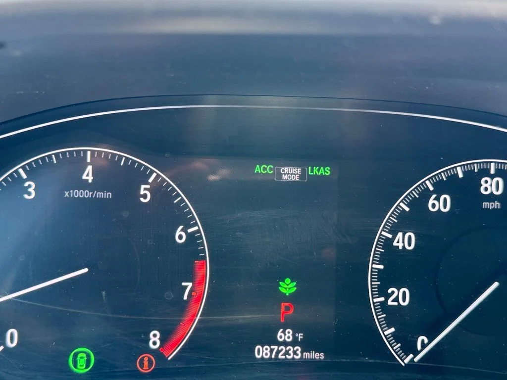 Used 2018 White Honda EX image 18