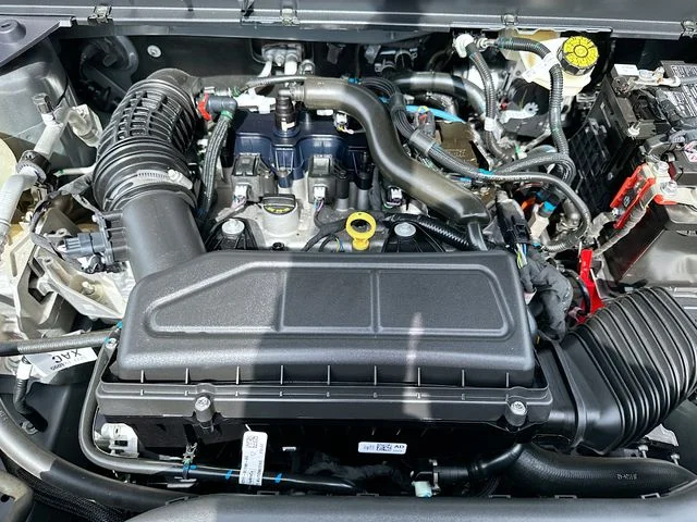 Used 2025 Gray Ford Outer Banks image 29
