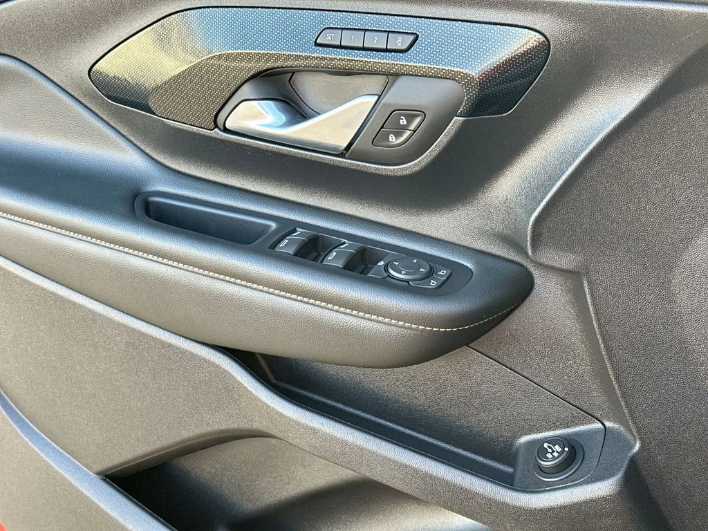 Used 2024 Red GMC AT4 image 11