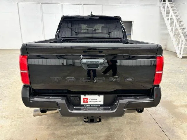 Used 2025 BLACK Toyota  image 6