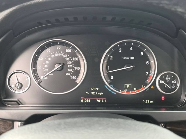 Used 2019 Black BMW M550i xDrive image 10