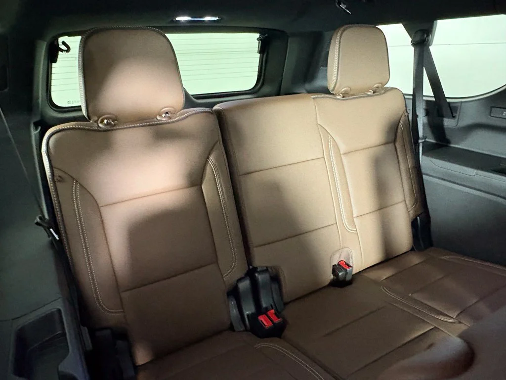 2027 Chevrolet Suburban High Country - Photo 21