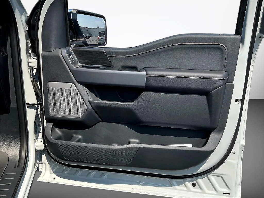 New 2026 Avalanche Ford Lariat® image 32