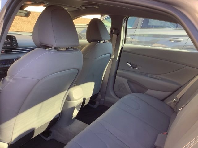 2025 Hyundai Elantra SEL - Photo 19