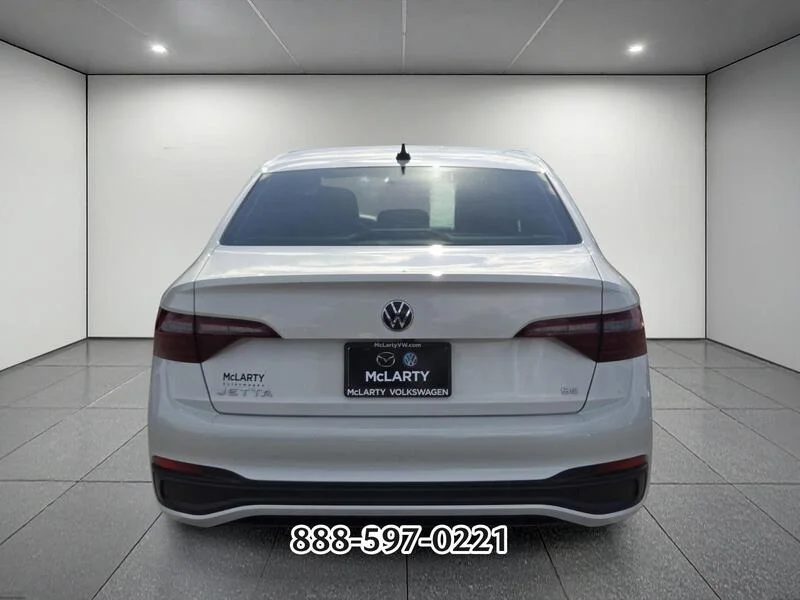 Used 2023 WHITE Volkswagen 1.5T SE image 4