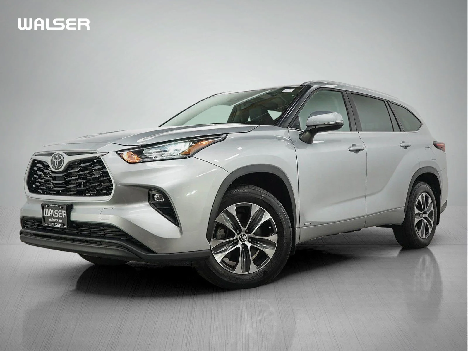 2025 Toyota Highlander XLE