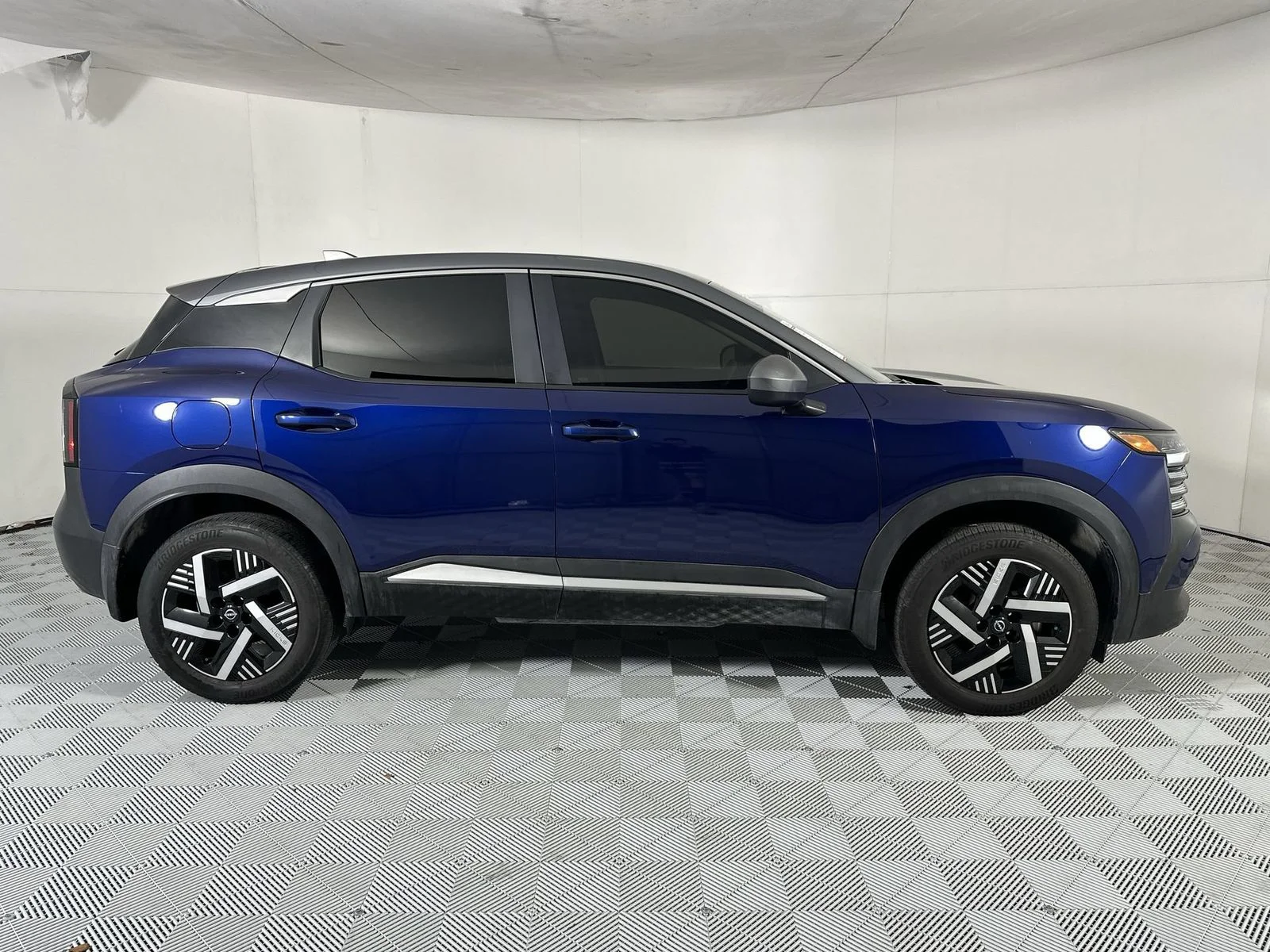 Certified Used 2025 Blue Nissan SV image 9