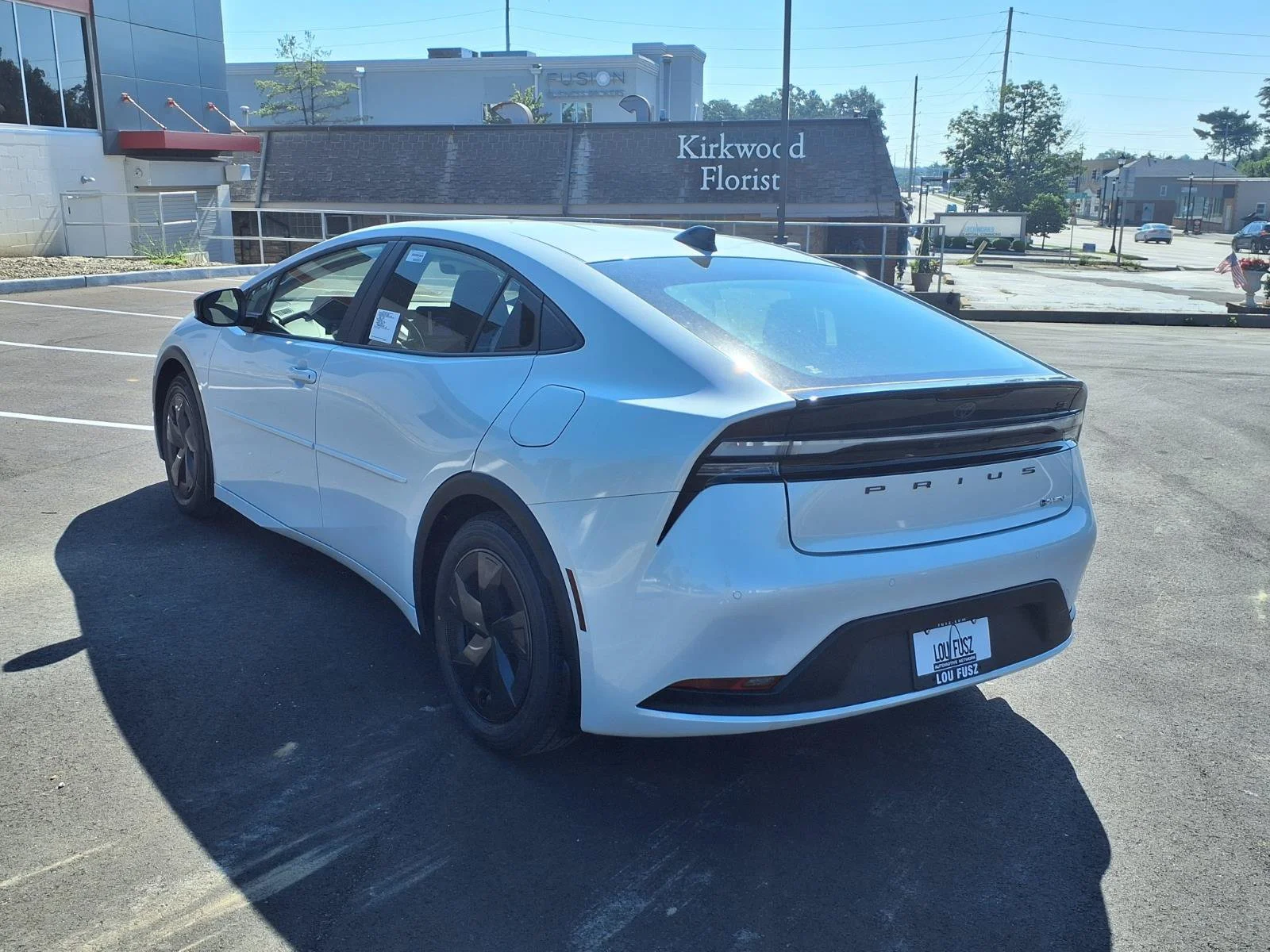 New 2026 Wind Chill Pearl <sup>1</sup> Toyota  SE image 21