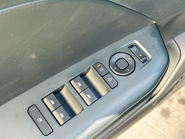 Used 2026 Steel Gray Kia LXS image 18