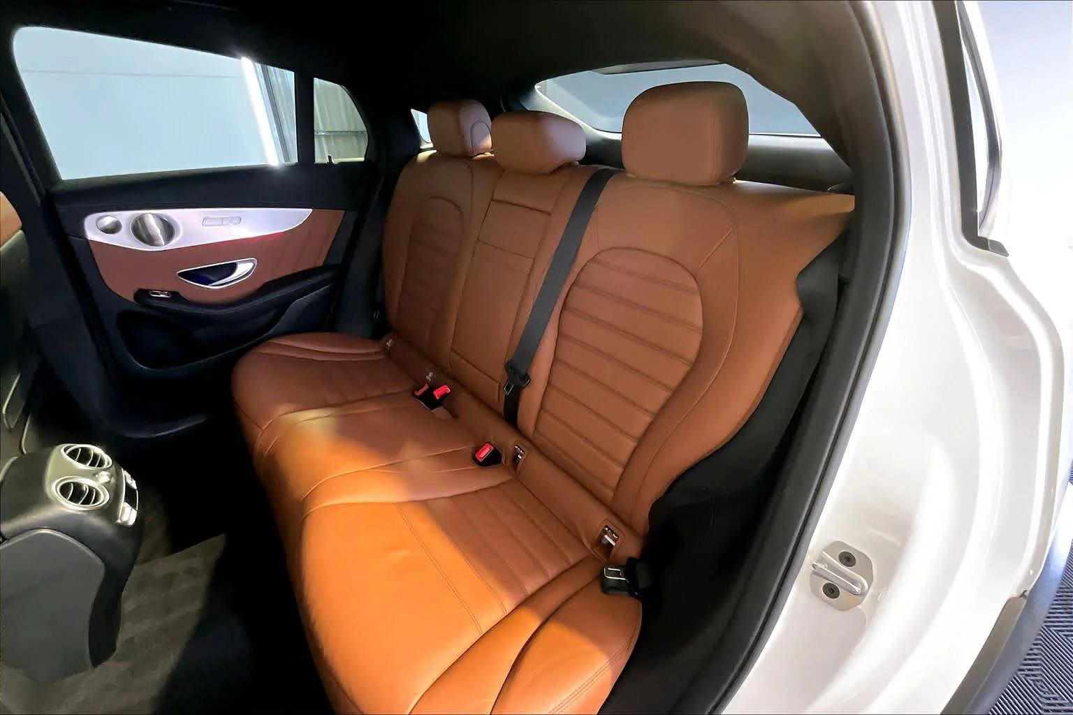 Used 2023 Polar White Mercedes-Benz AMG® GLC 43 image 21