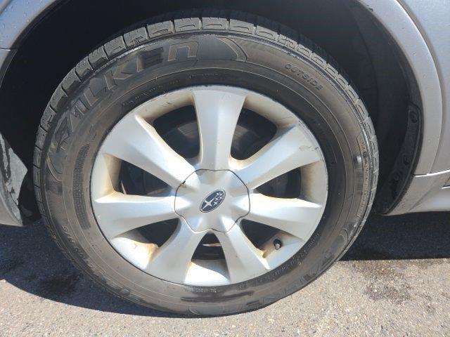 Used 2010 Steel Silver Metallic Subaru 3.6R Touring image 23