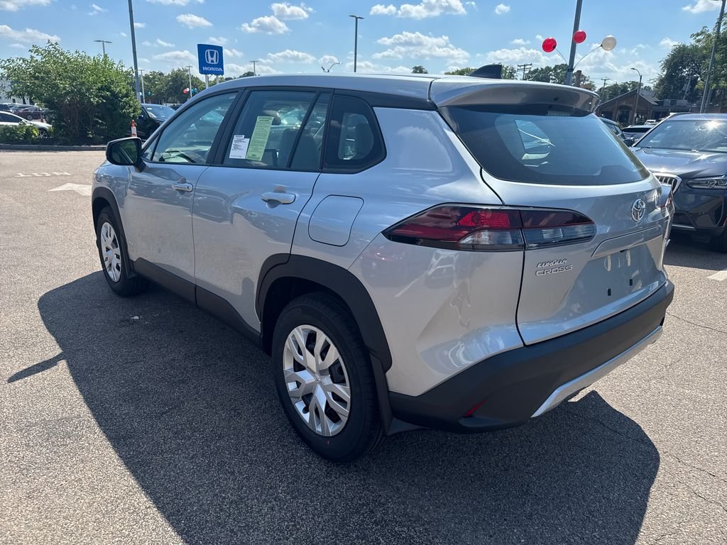 New 2026 Sonic Silver Toyota L image 5