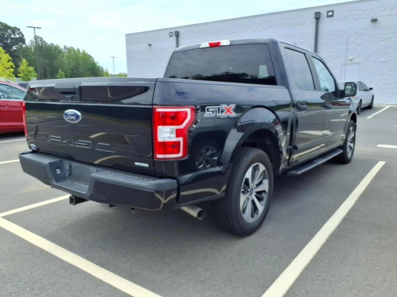 Used 2020 Agate Black Metallic Ford XL image 8