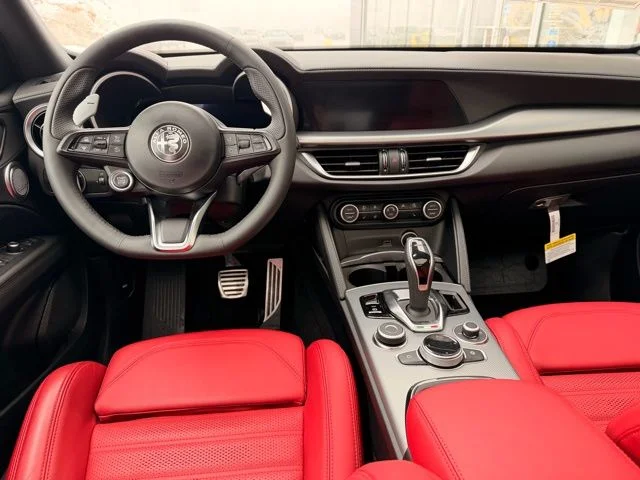 2026 Alfa Romeo Stelvio Base - Photo 10