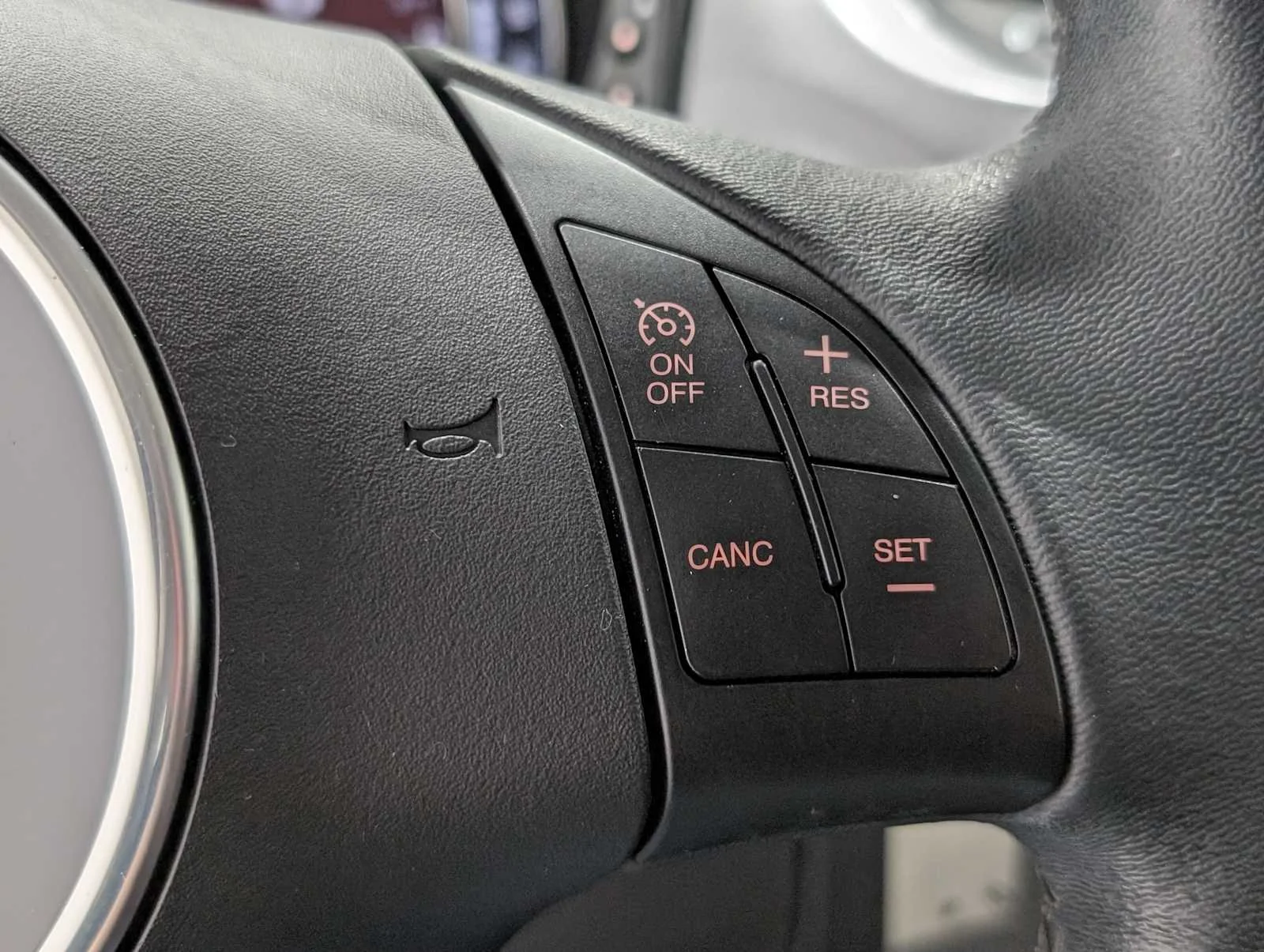 Used 2017 Billet Argento (Silver) FIAT Pop image 29