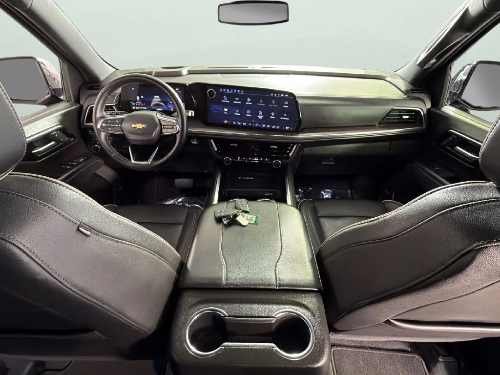 Used 2025 Black Chevrolet Premier image 35