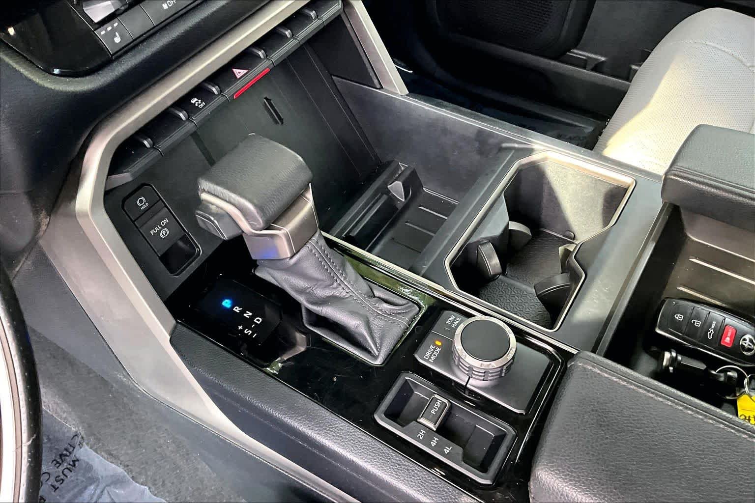 Used 2024 Ice Cap Toyota SR5 image 15